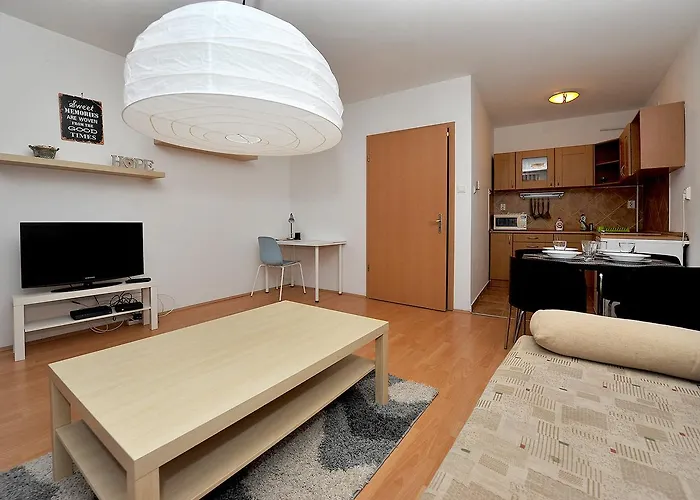 Ihome 3.0 アパート ペーチ